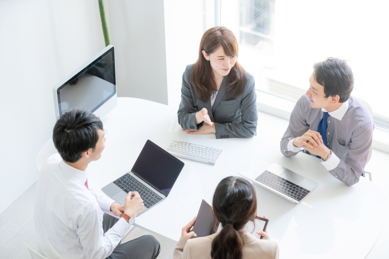 apply-technology-into-human-resource-and-shift-management