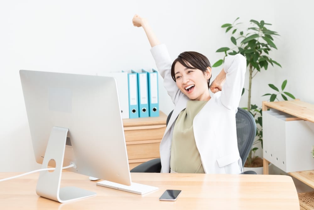 combining-laughter-and-physical-activity-for-a-productive-workday